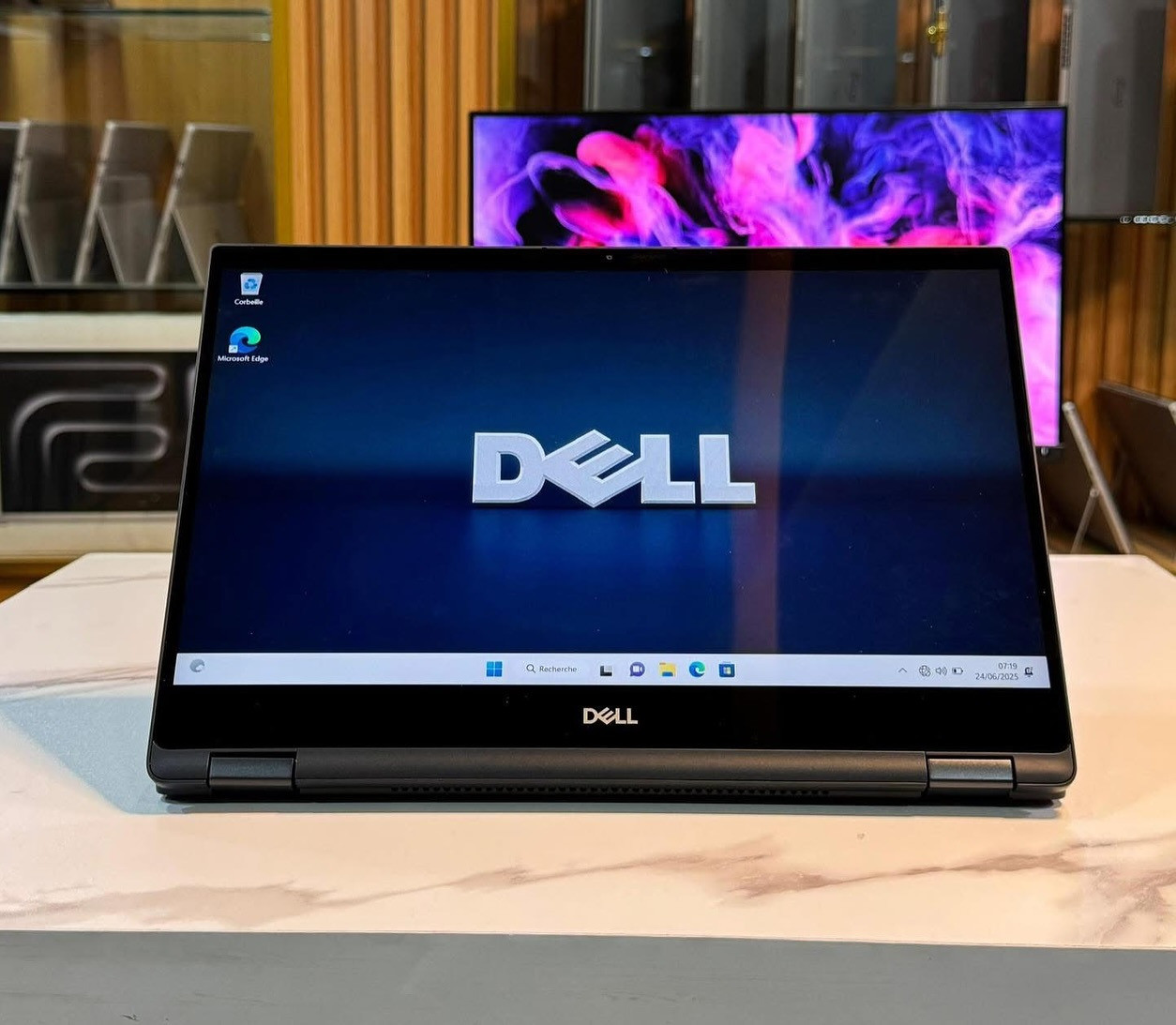 Dell Convertible à Écran Tactile neuf a 99% - Processeur i5 11e Génération 16 Go de RAM