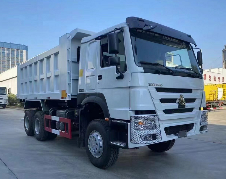 Camion-benne SINOTRUK HOWO 6x4 (10 roues) tout neuf usine Chine